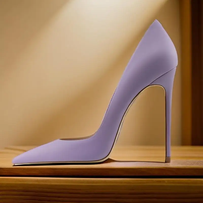 Photography Basics - Zapatos de tacón alto puntiagudos de