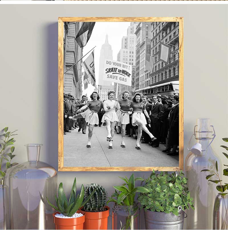 Skate To Work-Póster de lienzo - Photography Of War reseña y precio